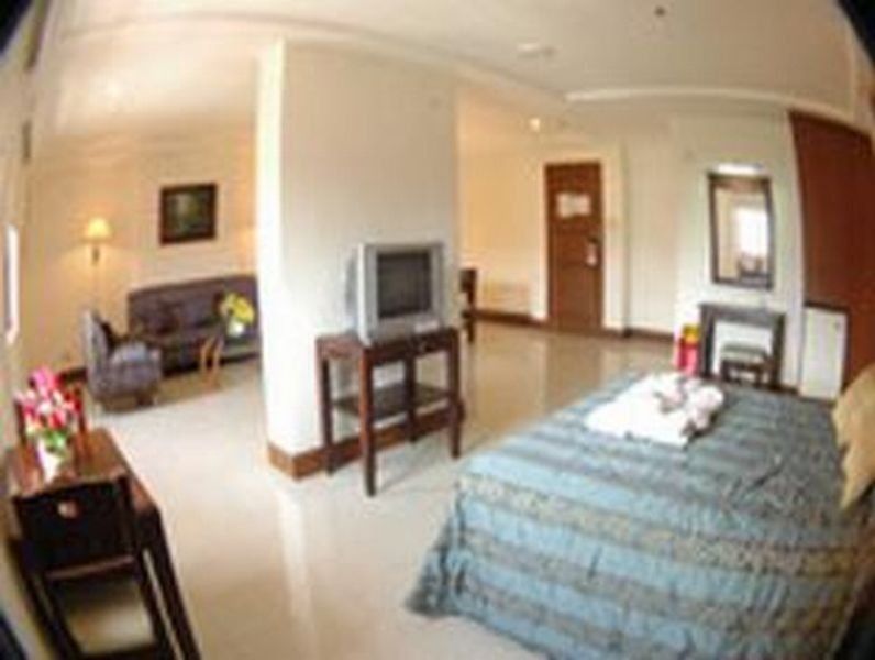 Cherry Blossoms Hotel 马尼拉 外观 照片
