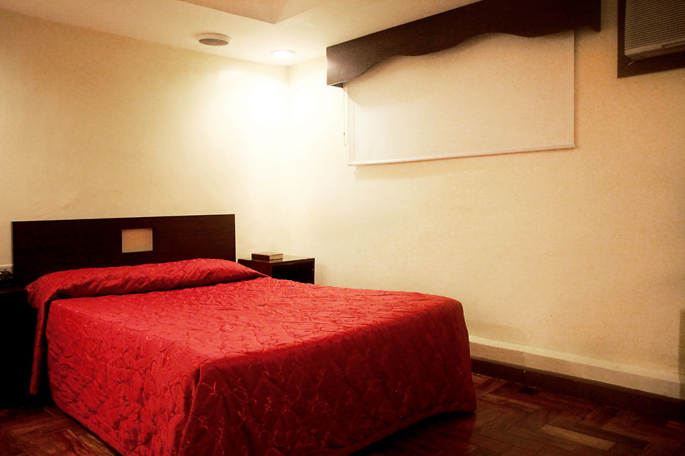 Cherry Blossoms Hotel 马尼拉 外观 照片