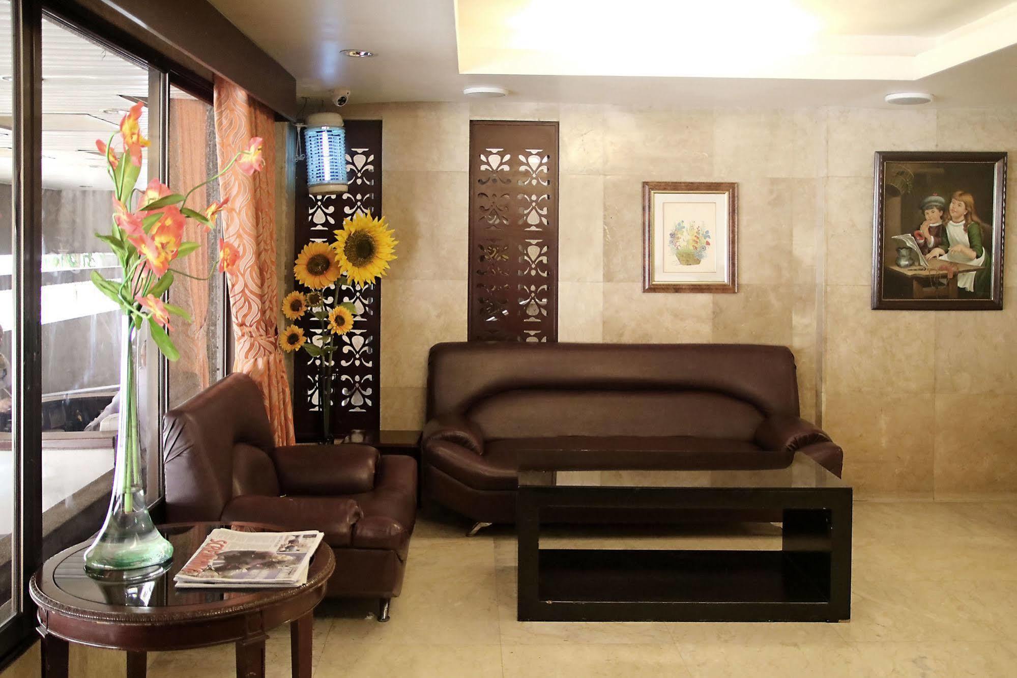 Cherry Blossoms Hotel 马尼拉 外观 照片